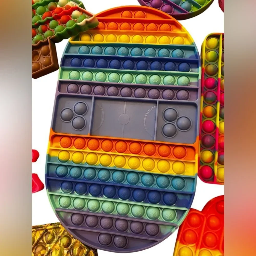 Lot of 35 Pop It Fidget Toy Set - Picture 6 of 11